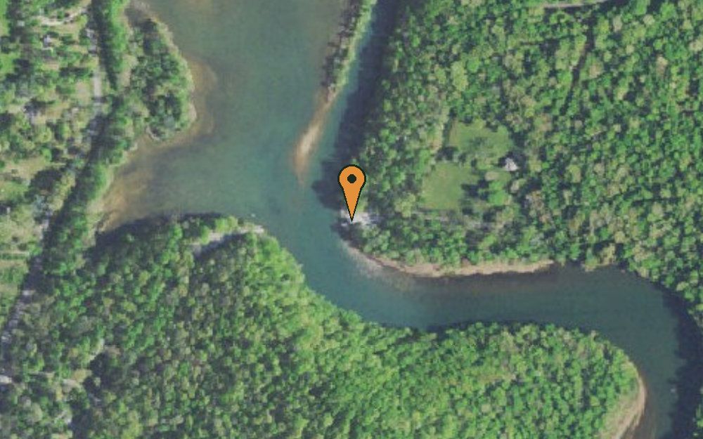 Aerial view of Iles Road