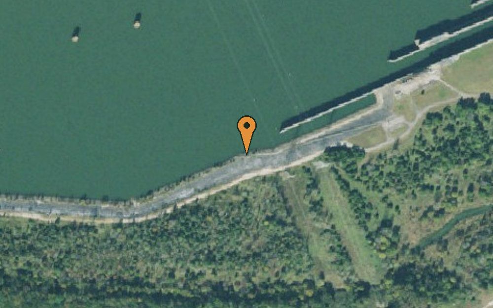 Aerial view of Kentucky Lake Dam, south shore